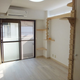 Illustration for article titled Japans Cat Apartments Come with... Cats